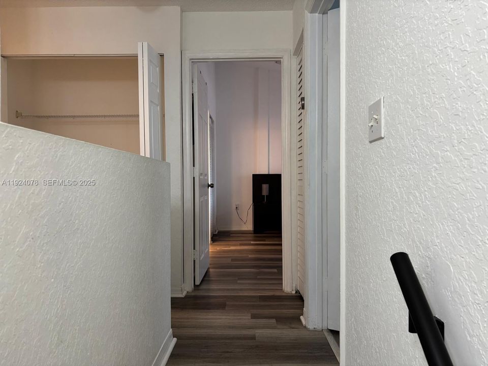 For Sale: $474,000 (4 beds, 2 baths, 1568 Square Feet)