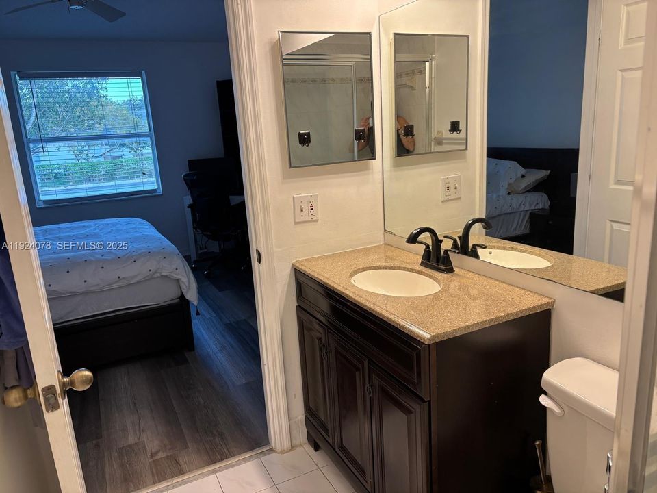 For Sale: $474,000 (4 beds, 2 baths, 1568 Square Feet)