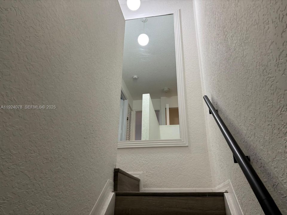 For Sale: $474,000 (4 beds, 2 baths, 1568 Square Feet)