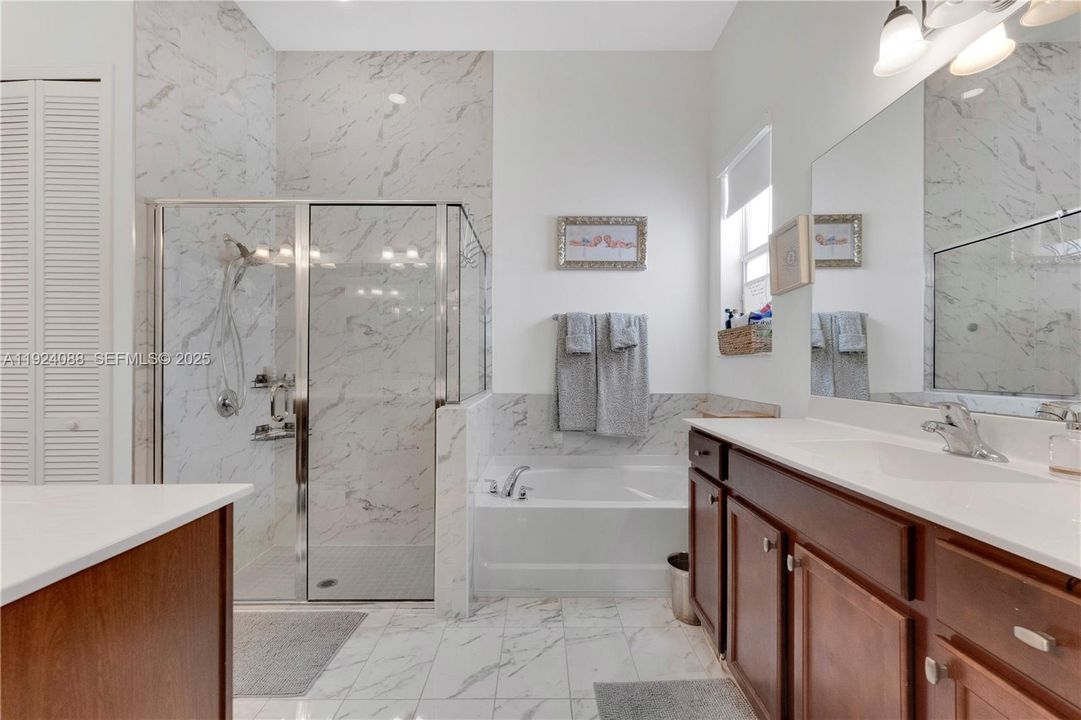 For Sale: $799,000 (3 beds, 3 baths, 1980 Square Feet)