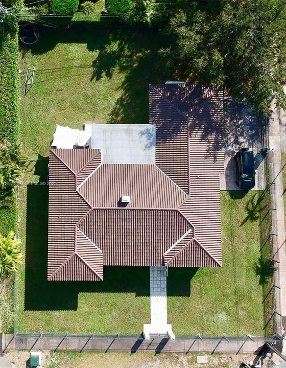 For Sale: $2,250,000 (4 beds, 3 baths, 2353 Square Feet)