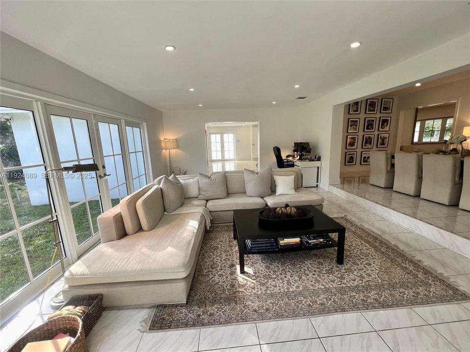 For Sale: $2,250,000 (4 beds, 3 baths, 2353 Square Feet)