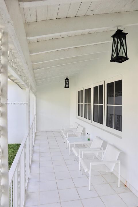 For Sale: $2,250,000 (4 beds, 3 baths, 2353 Square Feet)