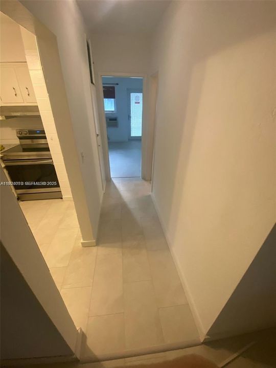 For Rent: $1,649 (1 beds, 1 baths, 754 Square Feet)