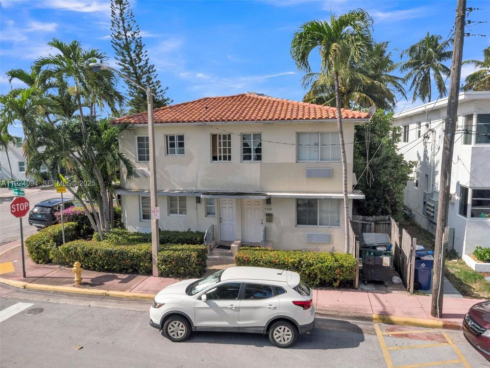 En Venta: $170,000 (0 camas, 1 baños, 416 Pies cuadrados)