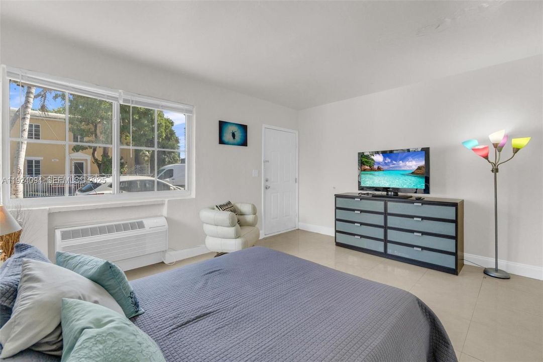 En Venta: $170,000 (0 camas, 1 baños, 416 Pies cuadrados)