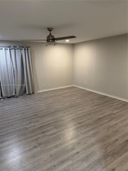 For Sale: $540,000 (3 beds, 2 baths, 2350 Square Feet)