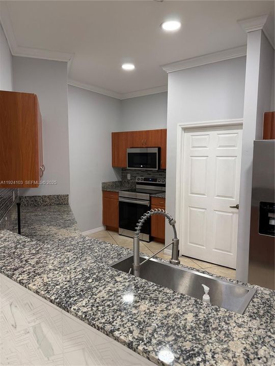 For Sale: $540,000 (3 beds, 2 baths, 2350 Square Feet)