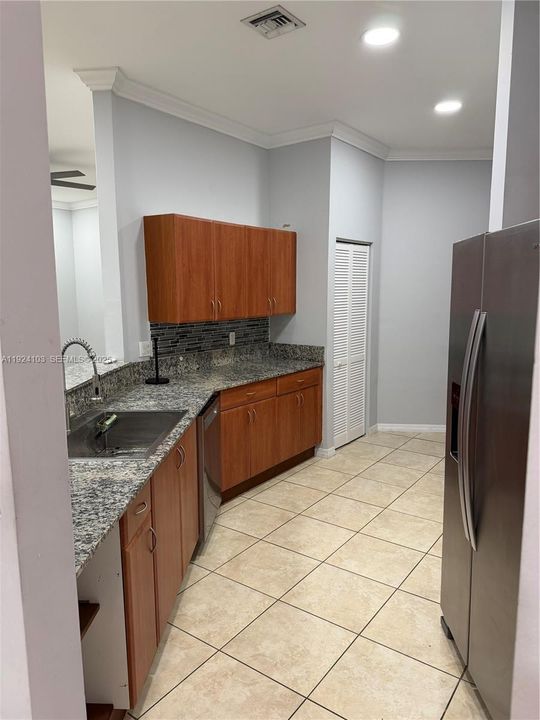 For Sale: $540,000 (3 beds, 2 baths, 2350 Square Feet)