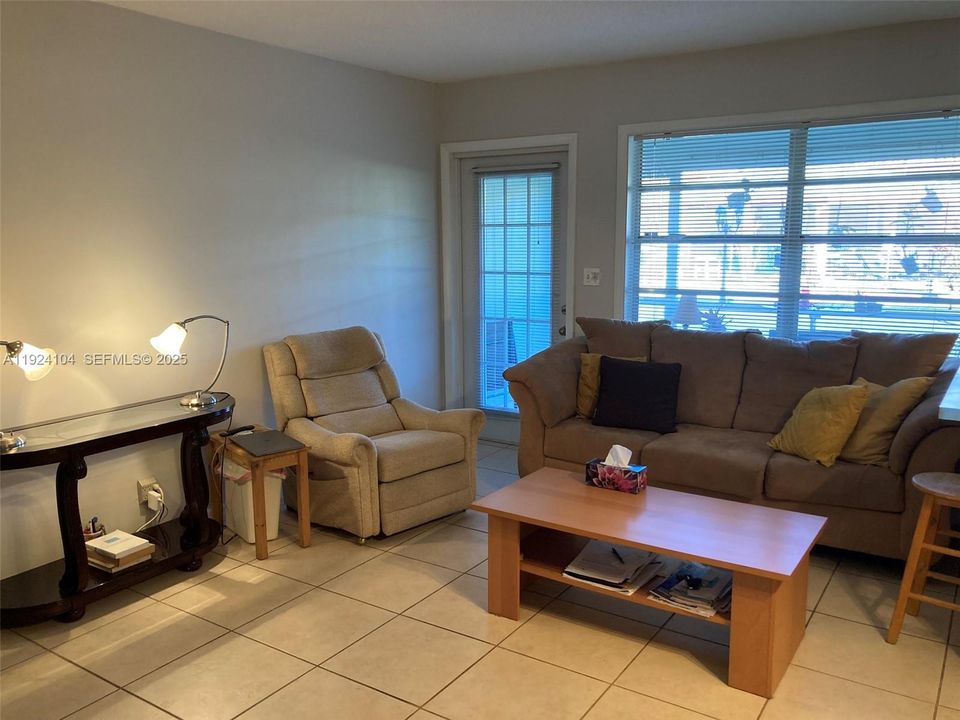 En Venta: $109,000 (1 camas, 1 baños, 720 Pies cuadrados)