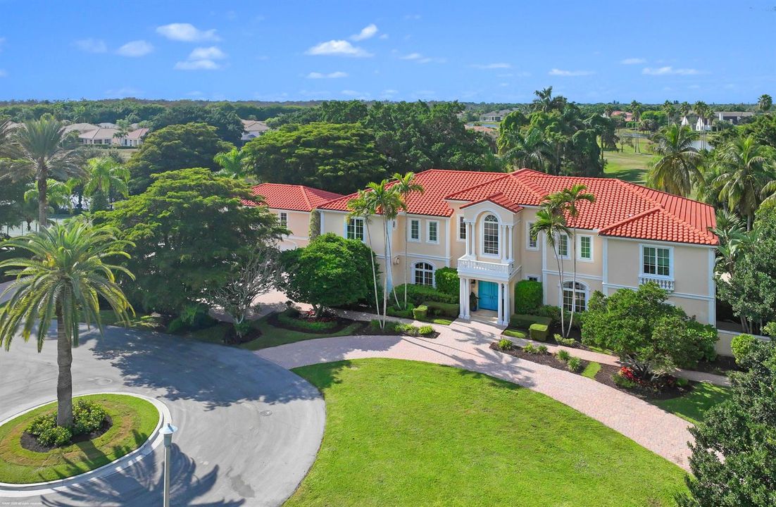 2359 Muir Cir 008