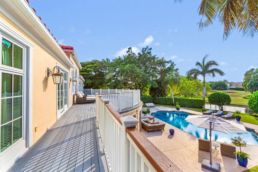 2359 Muir Cir 041