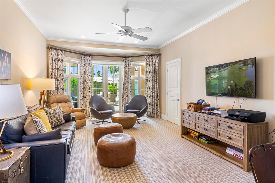 2359 Muir Cir 029