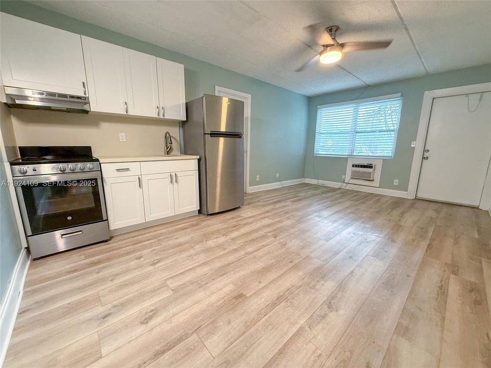 For Rent: $1,450 (1 beds, 1 baths, 0 Square Feet)