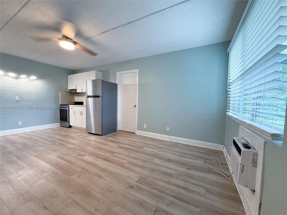 For Rent: $1,450 (1 beds, 1 baths, 0 Square Feet)