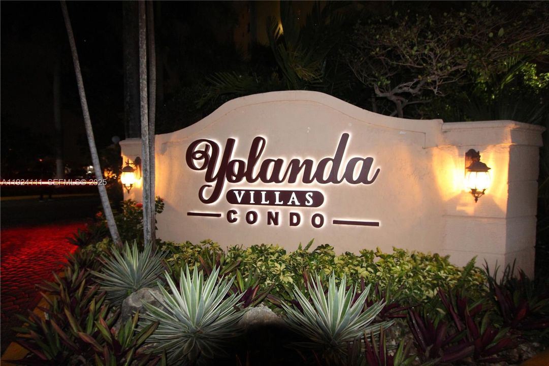 For Rent: $1,750 (1 beds, 1 baths, 605 Square Feet)