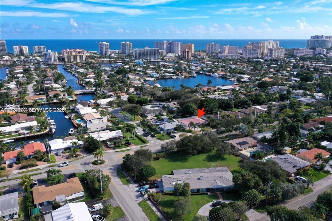 待售: $999,999 (5 贝兹, 3 浴室, 2159 平方英尺)