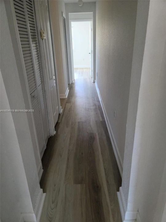 出租: $2,550 (2 贝兹, 2 浴室, 0 平方英尺)