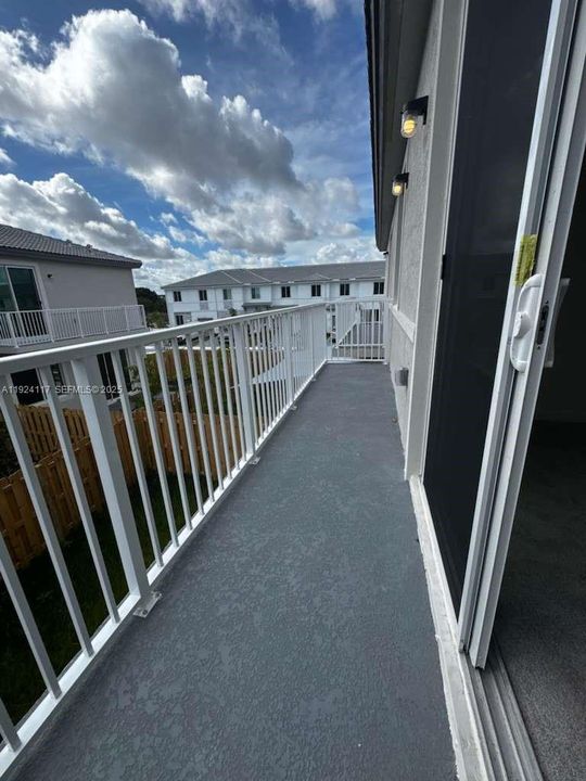 В аренду: $2,800 (4 спален, 3 ванн, 1746 Квадратных фут)