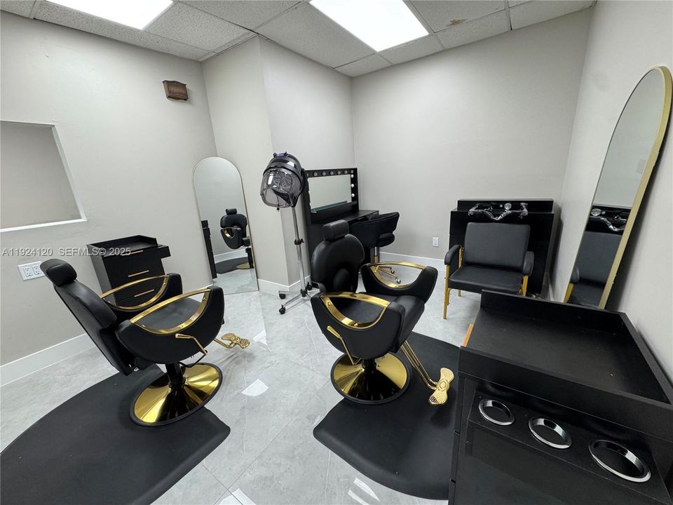 Furnished Suite for Daily/Weekly Use