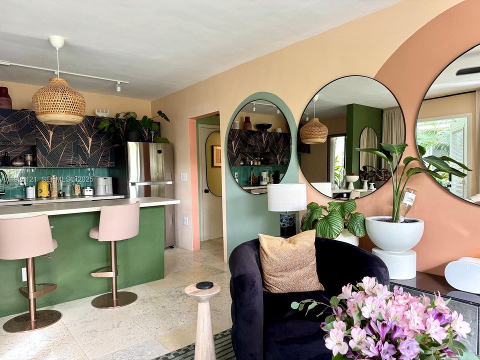 En Venta: $268,000 (1 camas, 1 baños, 600 Pies cuadrados)