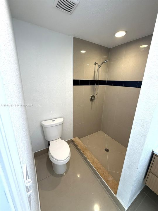 For Sale: $445,000 (4 beds, 2 baths, 1473 Square Feet)