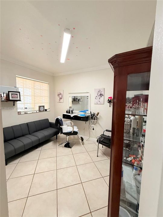 出租: $2,950 (3 贝兹, 2 浴室, 1245 平方英尺)