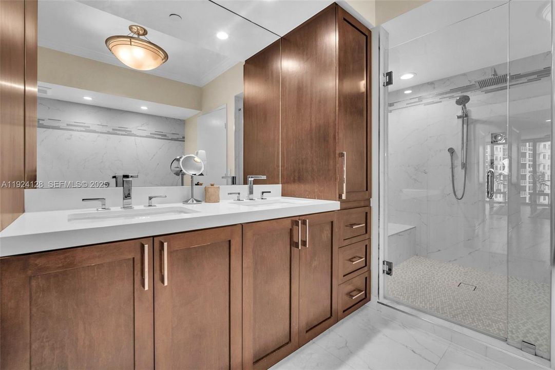 For Sale: $1,495,000 (2 beds, 3 baths, 2129 Square Feet)