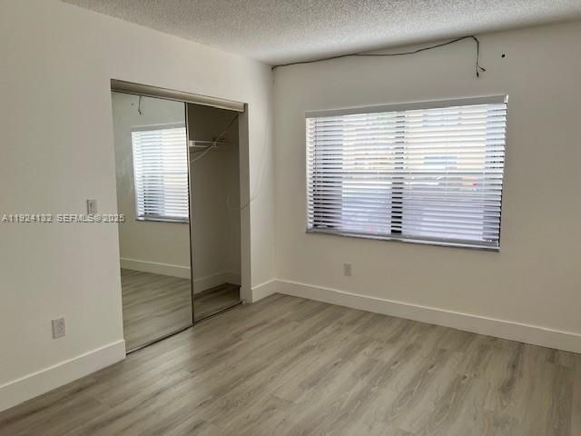 Active With Contract: $2,350 (2 beds, 2 baths, 752 Square Feet)