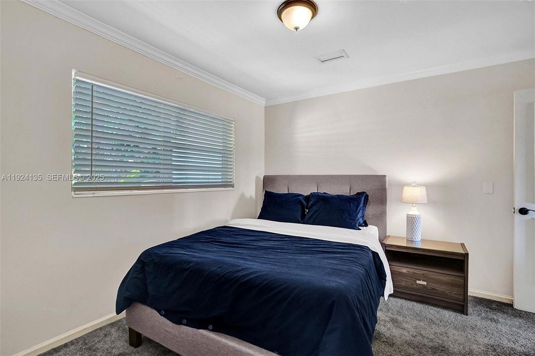 For Rent: $5,999 (4 beds, 3 baths, 2397 Square Feet)