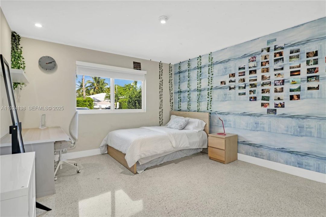 待售: $2,075,000 (4 贝兹, 4 浴室, 2334 平方英尺)