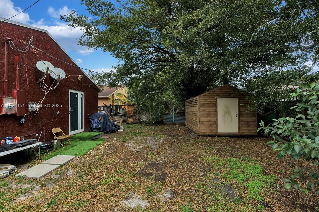 For Sale: $499,900 (4 beds, 2 baths, 1514 Square Feet)