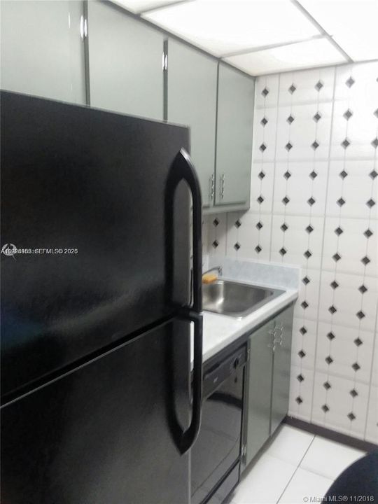 For Rent: $1,500 (1 beds, 1 baths, 650 Square Feet)