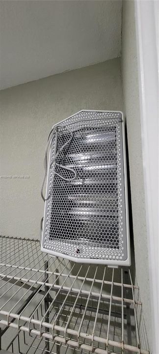 出租: $1,800 (1 贝兹, 1 浴室, 810 平方英尺)