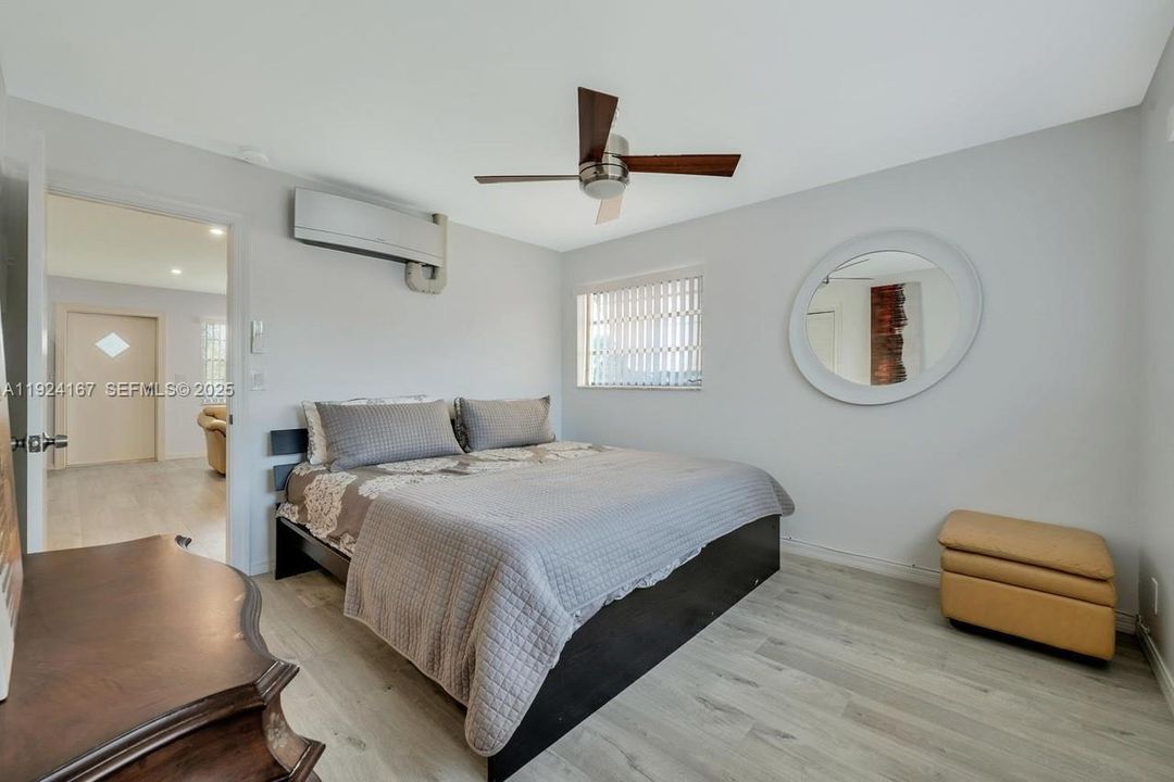 En Renta: $1,950 (2 camas, 2 baños, 815 Pies cuadrados)