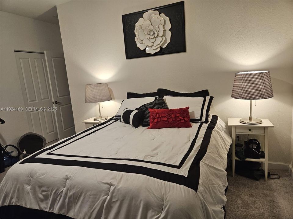 For Rent: $2,700 (3 beds, 2 baths, 1483 Square Feet)