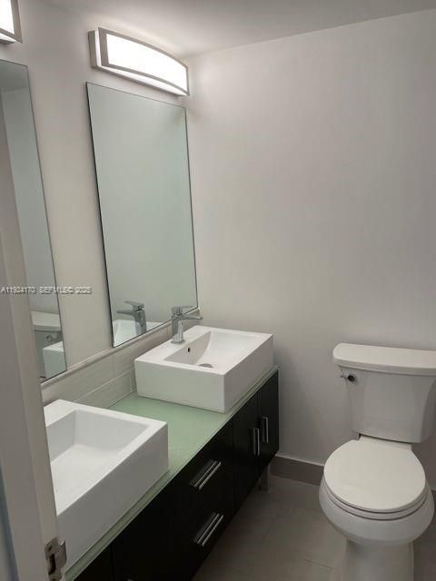 出租: $2,300 (2 贝兹, 2 浴室, 1060 平方英尺)