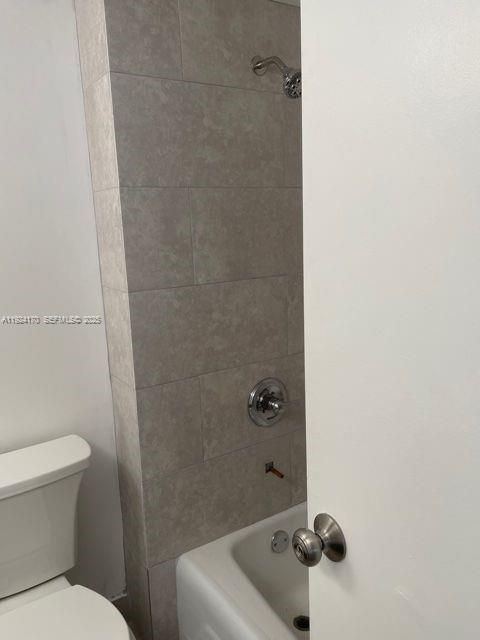 出租: $2,300 (2 贝兹, 2 浴室, 1060 平方英尺)