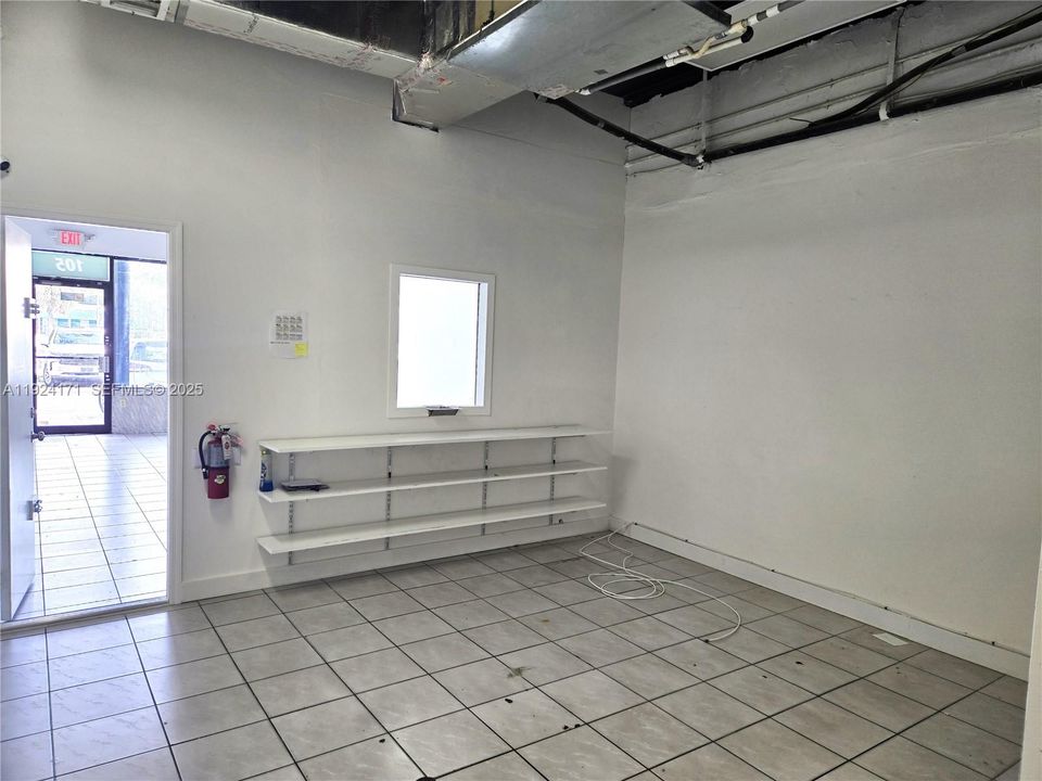 出租: $2,595 (0 贝兹, 0 浴室, 0 平方英尺)