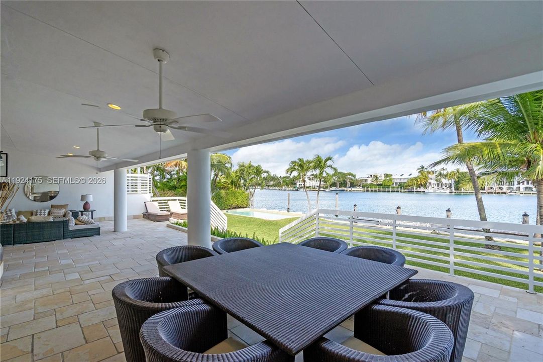 Active With Contract: $15,500,000 (4 beds, 4 baths, 4290 Square Feet)