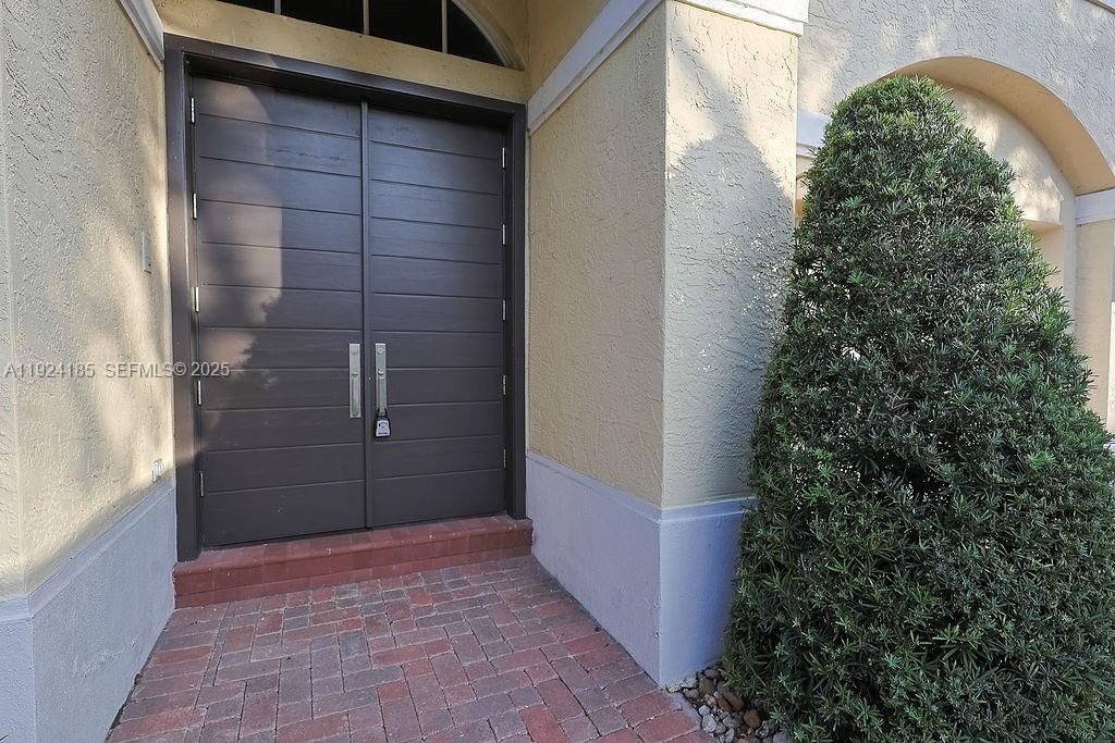 待售: $1,899,900 (5 贝兹, 4 浴室, 3590 平方英尺)