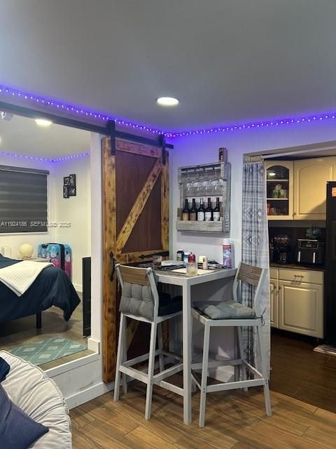 En Venta: $85,000 (3 camas, 3 baños, 660 Pies cuadrados)