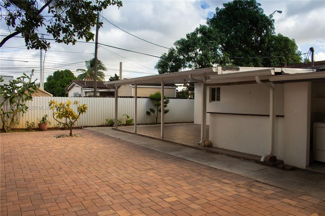 En Renta: $3,400 (3 camas, 1 baños, 1005 Pies cuadrados)