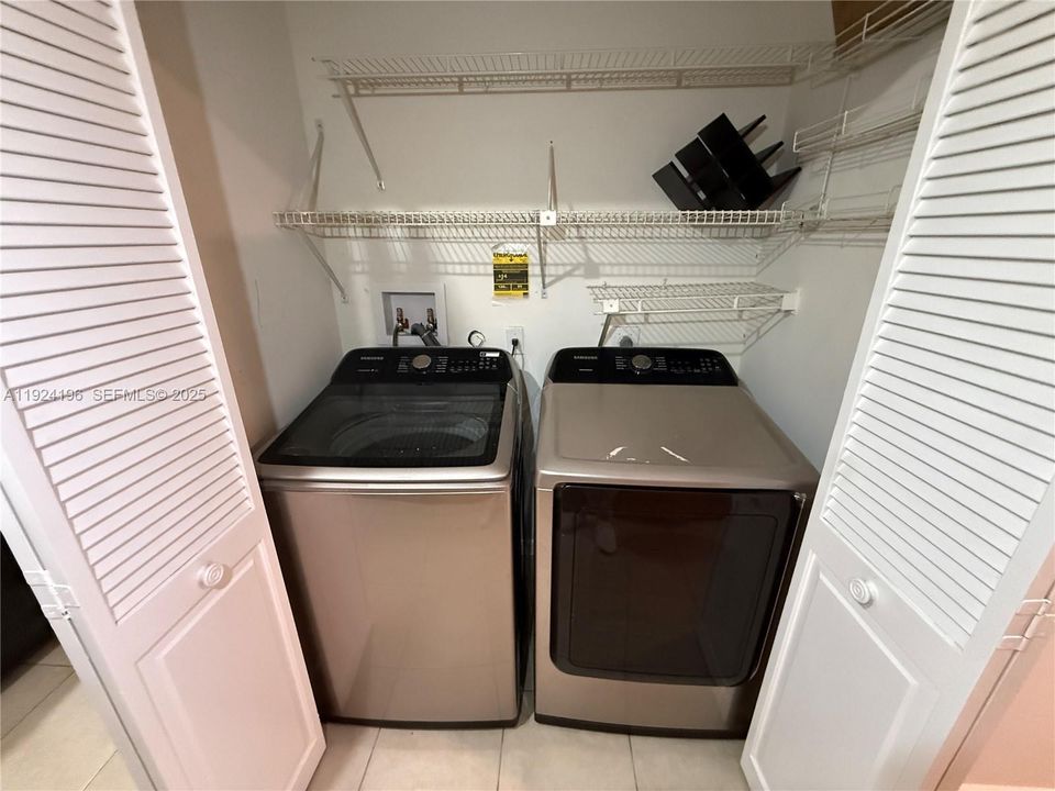 For Rent: $3,250 (3 beds, 2 baths, 1454 Square Feet)