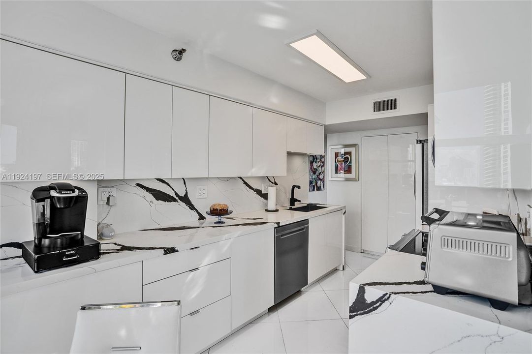 En Renta: $3,200 (2 camas, 2 baños, 1361 Pies cuadrados)