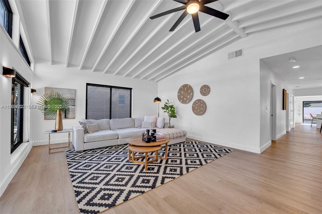 For Rent: $7,500 (4 beds, 3 baths, 1845 Square Feet)