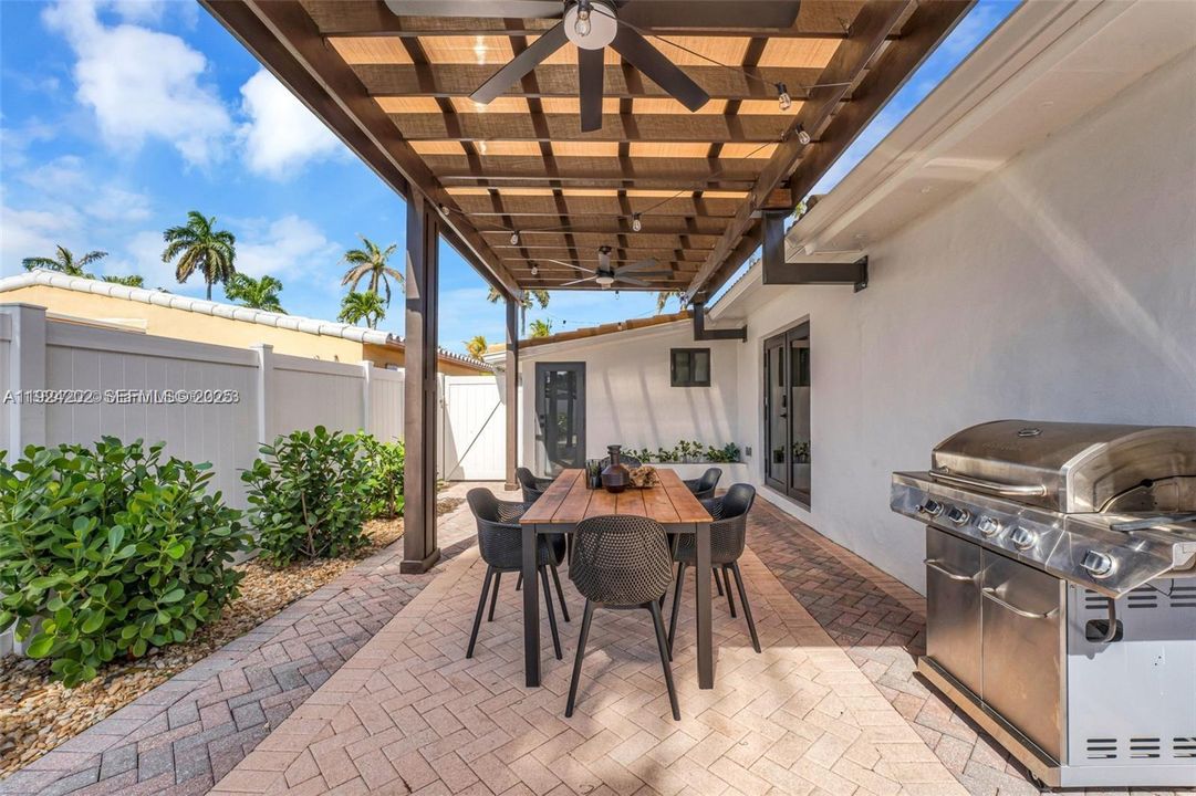 For Rent: $7,500 (4 beds, 3 baths, 1845 Square Feet)