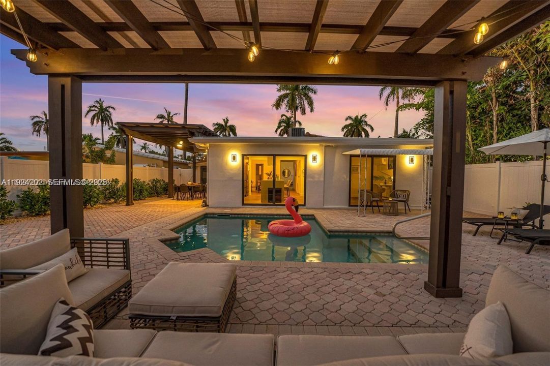 For Rent: $7,500 (4 beds, 3 baths, 1845 Square Feet)