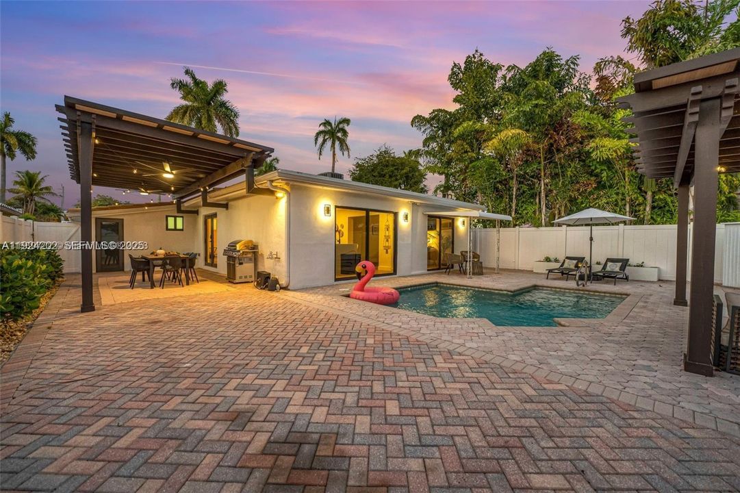 For Rent: $7,500 (4 beds, 3 baths, 1845 Square Feet)