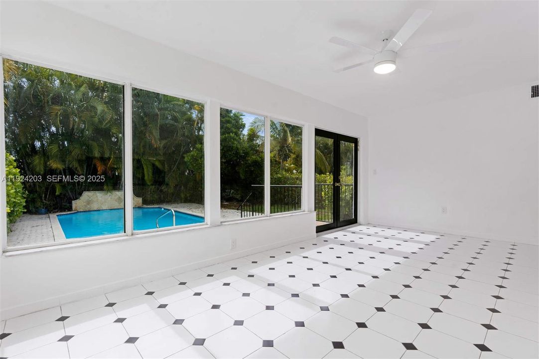 For Rent: $5,985 (3 beds, 2 baths, 0 Square Feet)